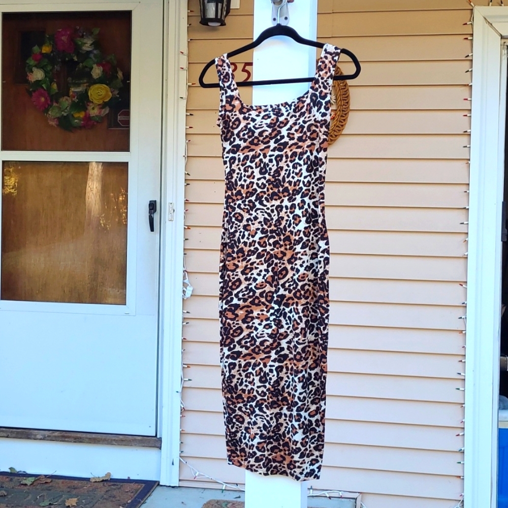 NWT Rebdolls Midi Dress
